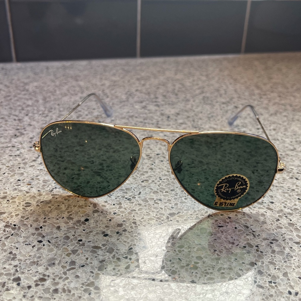 Classic Ray Ban aviators